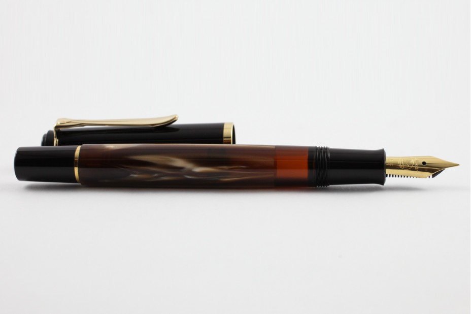 Pelikan Classic M200 Brown Marbled Fountain Pen